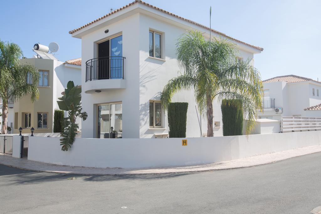Palm Villa 17 Protarász Szoba fotó
